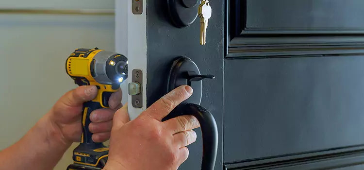 Commercial Door Lock Installation Pinellas Park